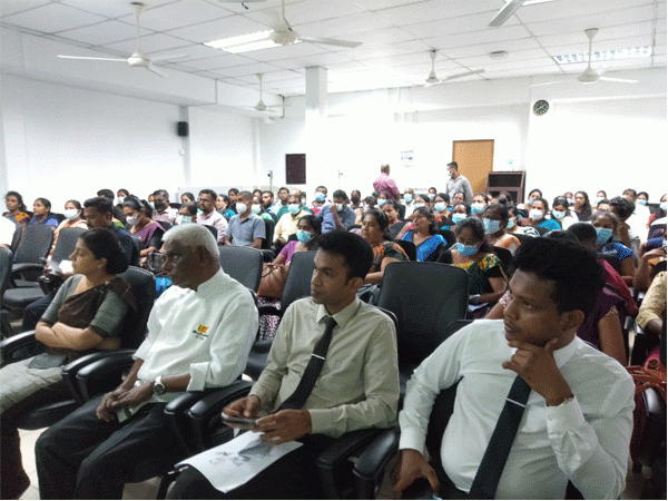 "අහරින් සපිරි කොළොම්තොටක්"- පිළිබඳ දැනුවත් කිරීමේ රැස්වීම